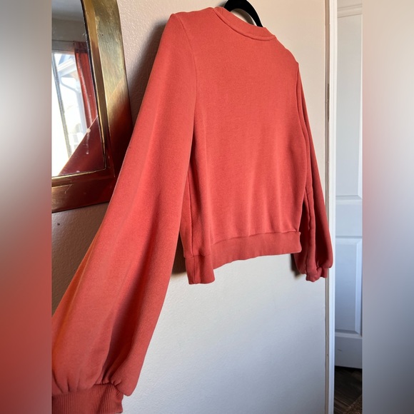A New Day bell sleeve crewneck sweatshirt salmon color super comfy - Picture 4 of 4